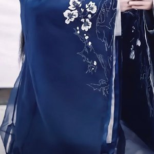 红绣勾魂