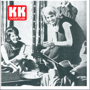 Staðið út á götu