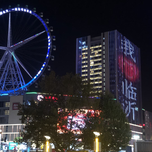 最该拥抱时闻不到你