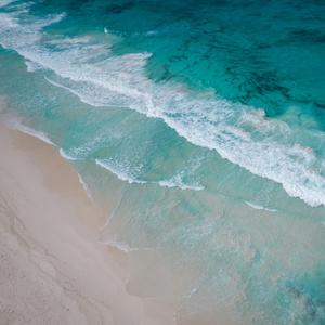 一千个伤心的理由  伴奏（唯美钢琴）