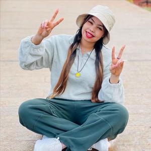 Wadnaha Ax Hayga Siinin (feat. Rahma Hassan)