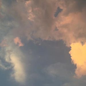 另一个世界里的她