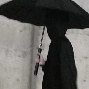 we dont talk anymore(helo)