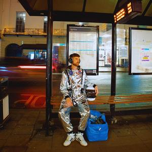 Streetlights (feat. Pirou)