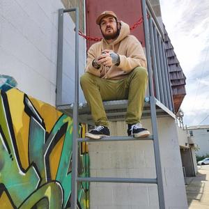 Hiphop in our veins (feat. Wulfaze)