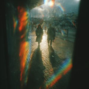 一点（lost in the light）