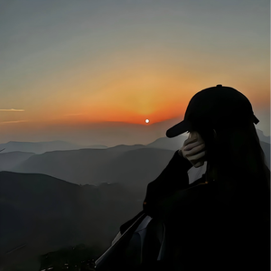 中年男人不一定真的喜欢烟和酒