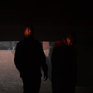 R2 (feat. Lord Gasmique)