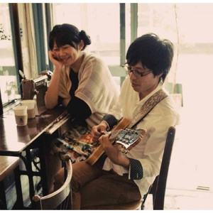 銀の電車 灰の街