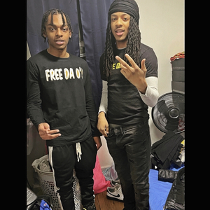 FREE DA REAL ONES (feat. TopNotch Stunna)