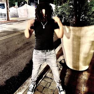 Pound Town (feat. idkcap)