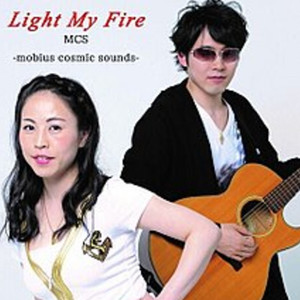 Rainy girl〜傘とカッパの女の子〜