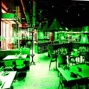 精彩和朋友出去玩环境