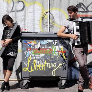 A. Piazzolla (Libertango)
