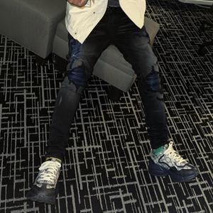 HumBug (feat. CIRCLESMALL JULI)