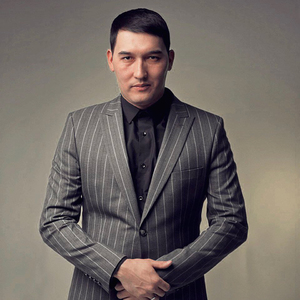 Дархан дала