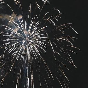 夏夜最后的烟火