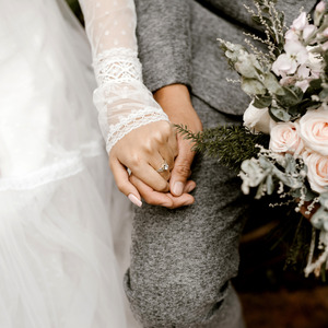 Kidduschin-Strong Wedding Meditation