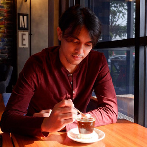 Sebelum Terlalu Jauh