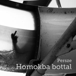 Homokba bottal