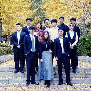 半个月亮爬上来