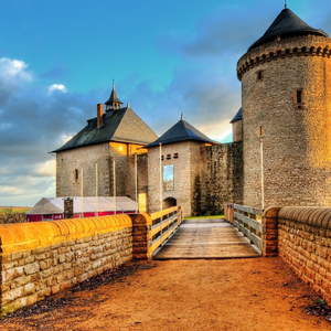 1.进行曲风格的快板 Allegro alla Marcia