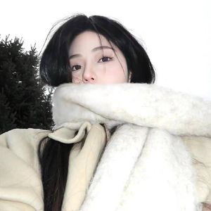 古城外烟雨朦胧