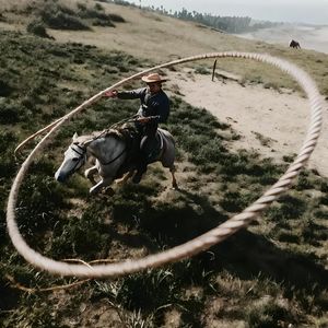 阿比阿比阿比撒