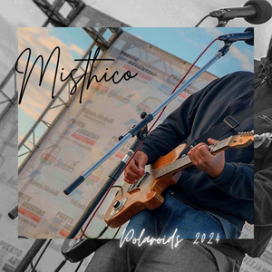 ACURRUCADOS (live in San Vicente)