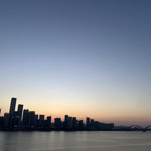 ラブ・ストーリーは突然に（突如其来的爱情）