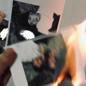 我 知 道 以 后 你 恨 我 大 过 你 爱 我