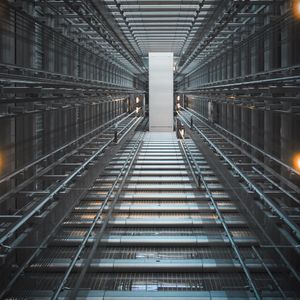 抚慰的高楼回忆