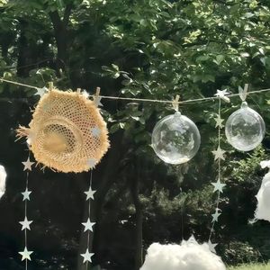 透明舞台上的太阳