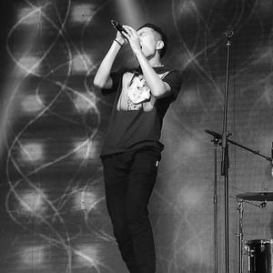 《忘记拥抱》-李映晖