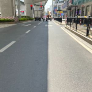刀仔锯大树