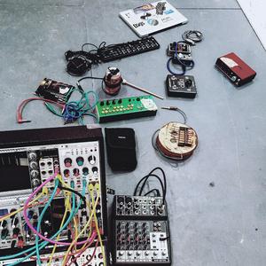 Live at Residence, London (feat. Julien Bayle) (Live)