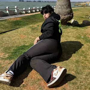 残留在眼角的泪是你走的痕迹