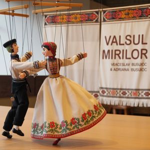 Valsul mirilor