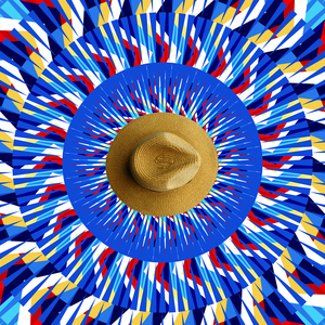 Más