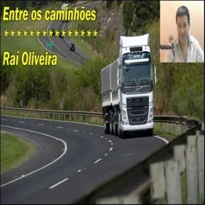 Entre Os Caminhões