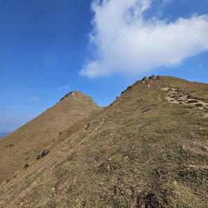 徒步登山之韵