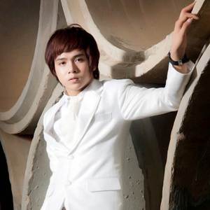 ឱបបងនឹកគេ