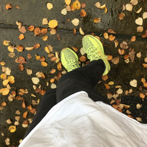 movin' (prod. jayron)