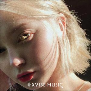 【FREE】情有独钟