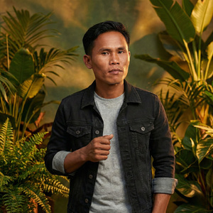 ຜົວເຂົາເຈົ້າຢ່າຮັກ (ผัวเขาเจ้าย่าฮัก)