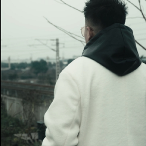 我的心里住着一个人