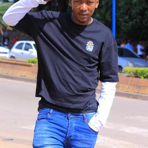 Lowa Sweswi Hi Yena (feat. Papzen De General)