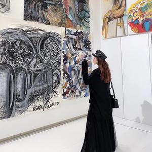 友情多余暧昧未够