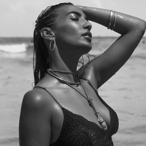 El Me Miró (Instrumental)