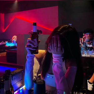 不应该惺惺作态